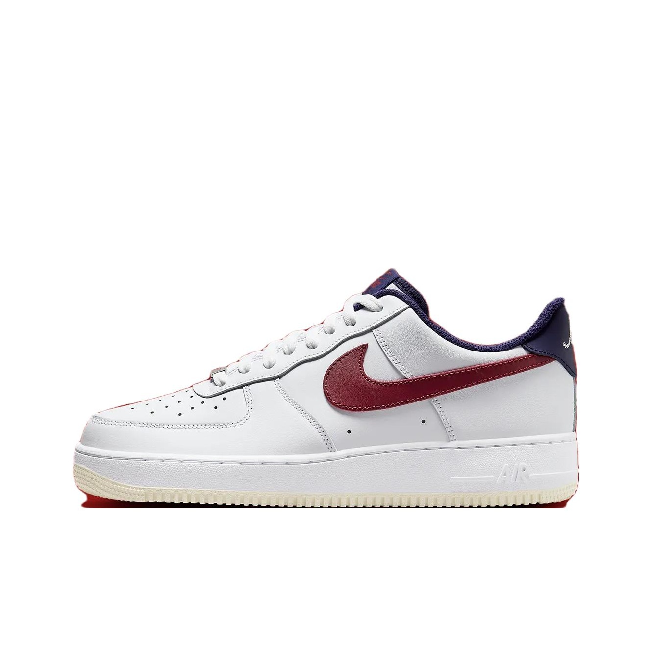 Nike Shoes Air Force 1 - حذاء نايك إير فورس 1 للرجال