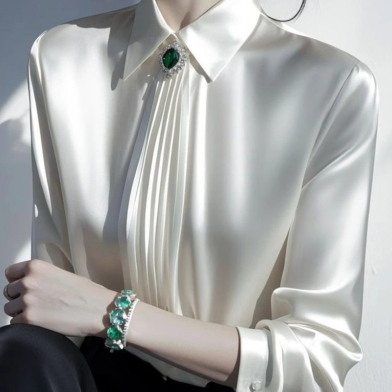 2025 ربيع جديد مزاجه الساتان ب - مراجعة Shirt Camp Collar وسعره