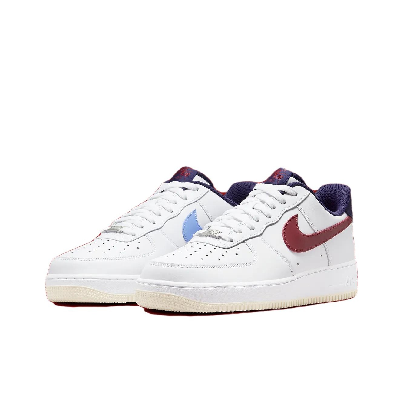 حذاء نايك إير فورس 1 للرجال من - مراجعة Nike Shoes Air Force 1 وسعره